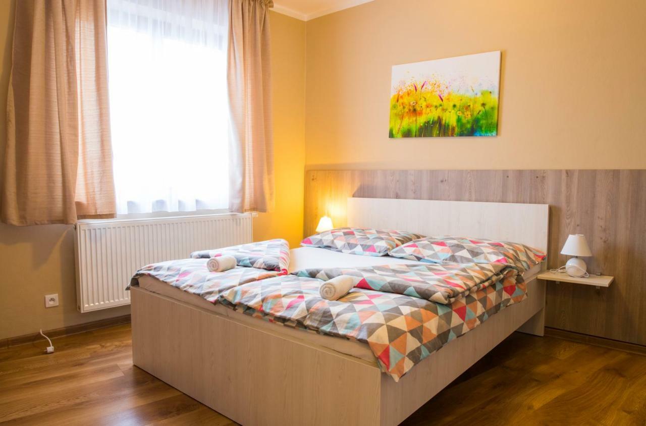 Penzion Stefarez New Veľký Meder Екстериор снимка